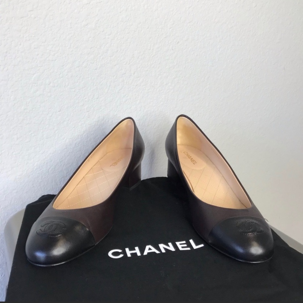 ❌ SOLD❌ Authentic CHANEL shoes